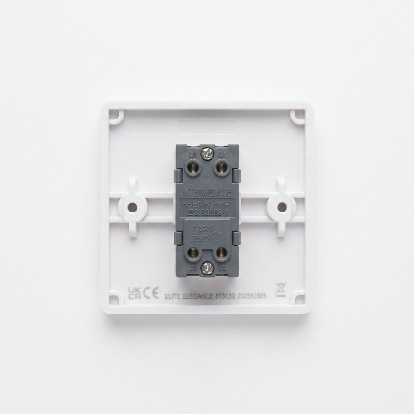 Elite Elegance Intermediate Light Switch 10AX White – Trade Carton (50 Pack)