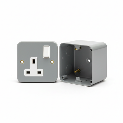 13A 1 Gang Metal Clad Switched Socket DP | Elite Elegance