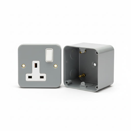 13A 1 Gang Metal Clad Switched Socket DP | Elite Elegance