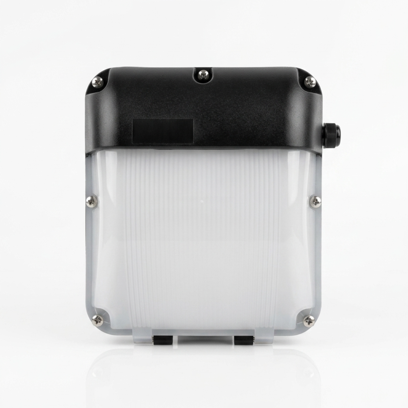 20W LED Commercial Bulkhead Light With Photocell Sensor 4000k IP65 Black | Baxton