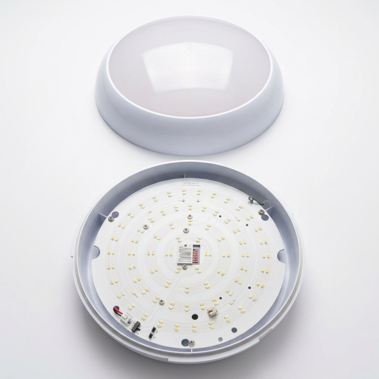 Baxton 16W LED Bulkhead Light 3CCT IP54 Microwave Sensor White