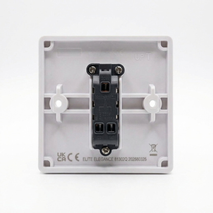 Elite Elegance 1 Gang 2 Way Light Switch 10AX White – Trade Carton (50 Pack)